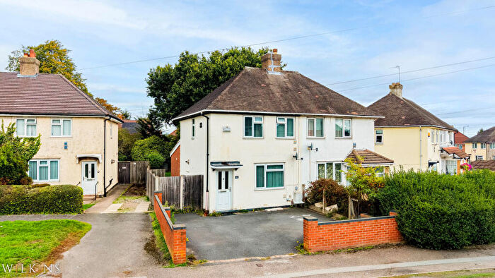 3 Bedroom Semi Detached House For Sale In Yockleton Road, Birmingham, West Midlands, B33
