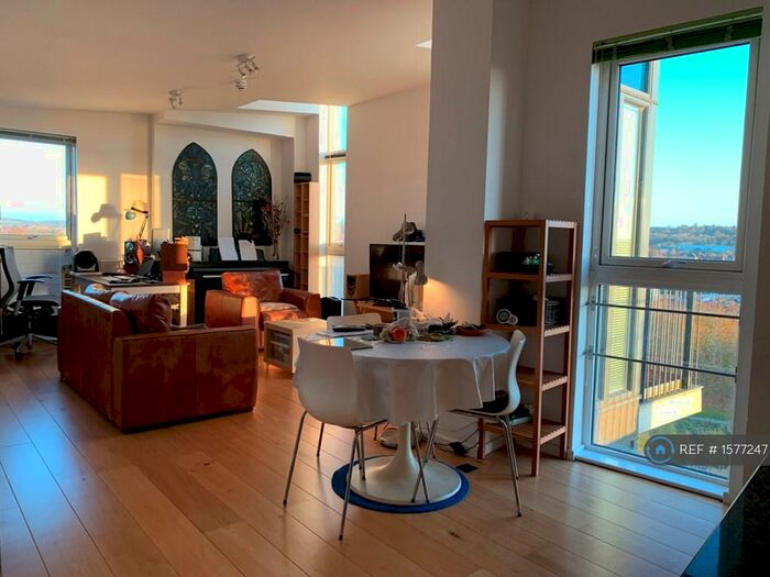 2 Bedroom Penthouse To Rent In Lanacre Avenue, London, NW9