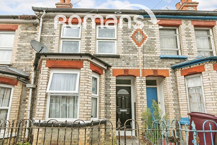 3 Bedroom Terraced House To Rent In Surrey Road, Reading, RG2