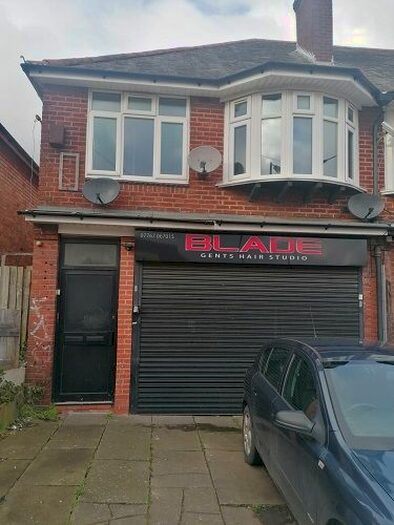 2 Bedroom Flat To Rent In School Road, Yardley Wood, B14