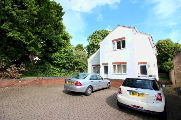 1 Bedroom Maisonette To Rent In Belle Vue Lane, Bushey Heath, Bushey, WD23