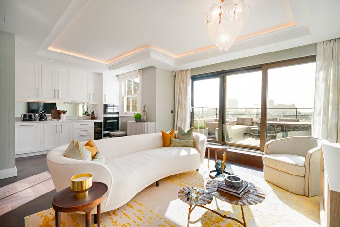 2 Bedroom Flat To Rent In Prince Of Wales Terrace, London, W8