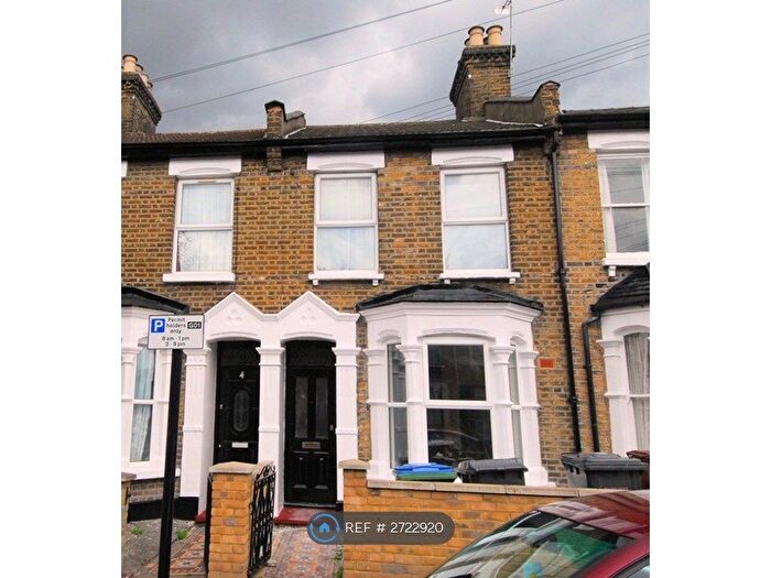 2 Bedroom Flat To Rent In Selby Road, London, E11