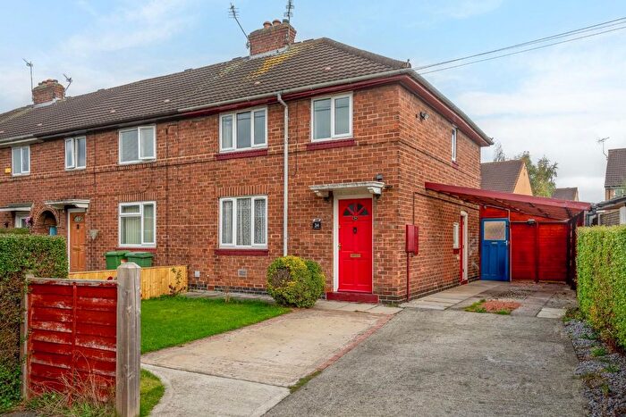 3 Bedroom End Of Terrace House To Rent In St. Philips Grove, York, YO30