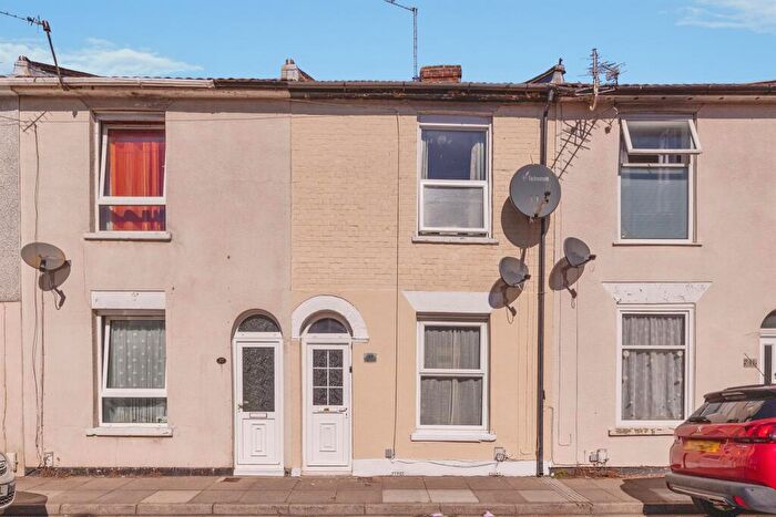 3 Bedroom Terraced House For Sale In Hampshire Street, Portsmouth, PO1
