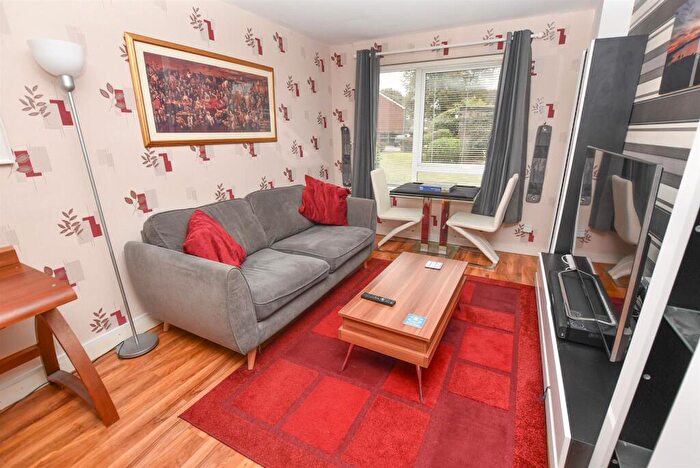1 Bedroom Apartment For Sale In The Heys, Eastham, Wirral, CH62