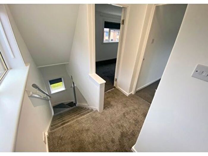 2 Bedroom End Of Terrace House To Rent In Elm Drive, Johnstone, PA5