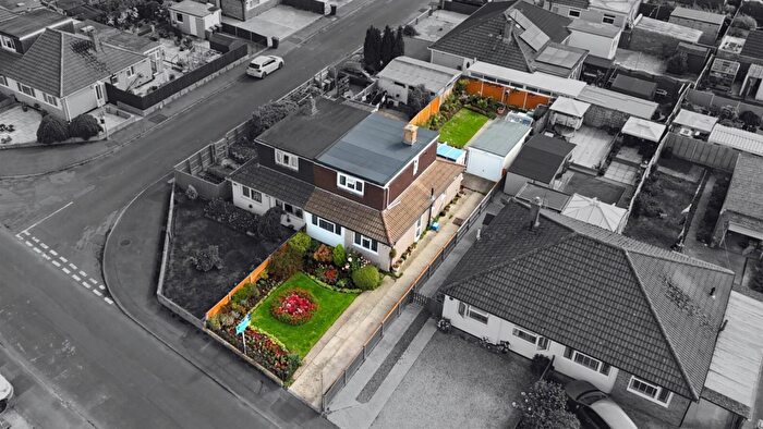 3 Bedroom Semi-Detached Bungalow For Sale In Shearwater Grove, Innsworth, Gloucester, GL3