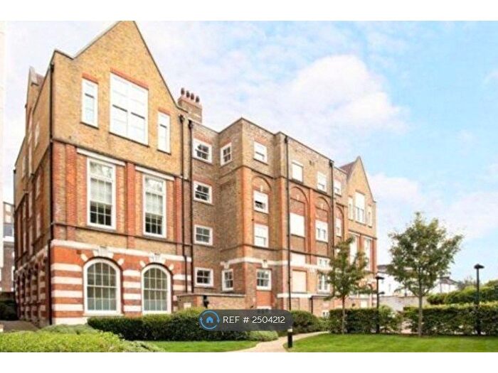 2 Bedroom Flat To Rent In Chaplin House, London, N1