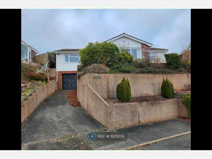 2 Bedroom Bungalow To Rent In Fluder Rise, Kingskerswell, TQ12