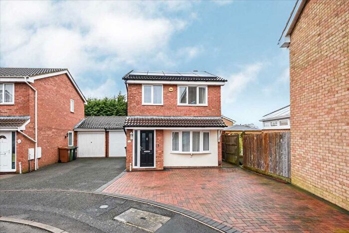 3 Bedroom Detached House To Rent In Trent Close, Wellingborough, NN8