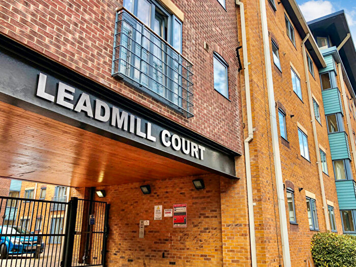 2 Bedroom Apartment For Sale In Leadmill Court, Sheffield, S1