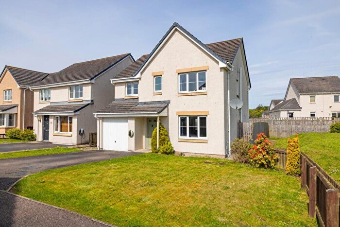 4 Bedroom Detached House For Sale In Orchard Way, Inchture, PH14