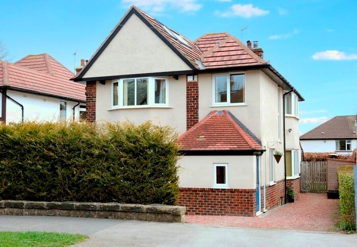 4 Bedroom Detached House To Rent In West End Avenue, Harrogate, HG2