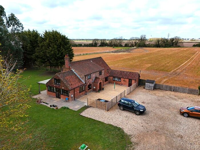 4 Bedroom Detached House For Sale In Hardwick Narrows, West Winch, King's Lynn, PE33