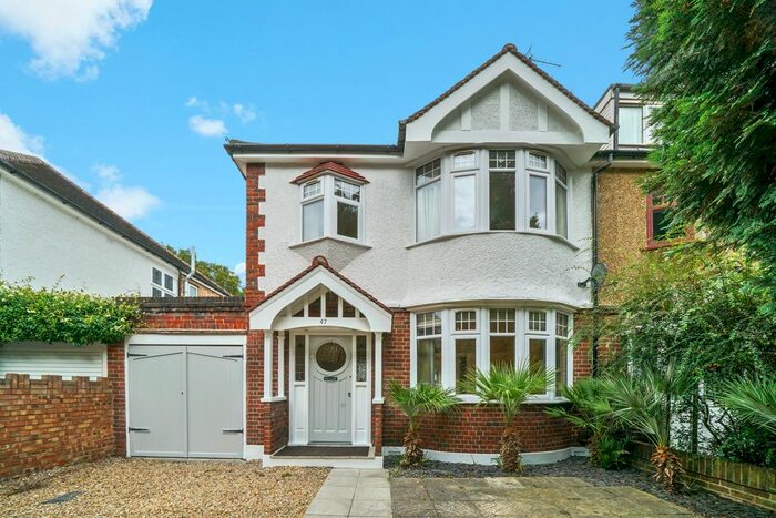 3 Bedroom Semi-Detached House To Rent In Grove Park Gardens, Chiswick, W4