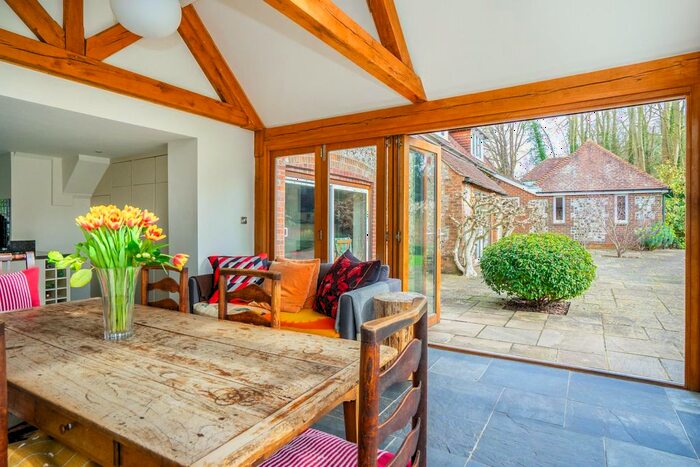 5 Bedroom Barn Conversion For Sale In Jevington, Polegate, BN26