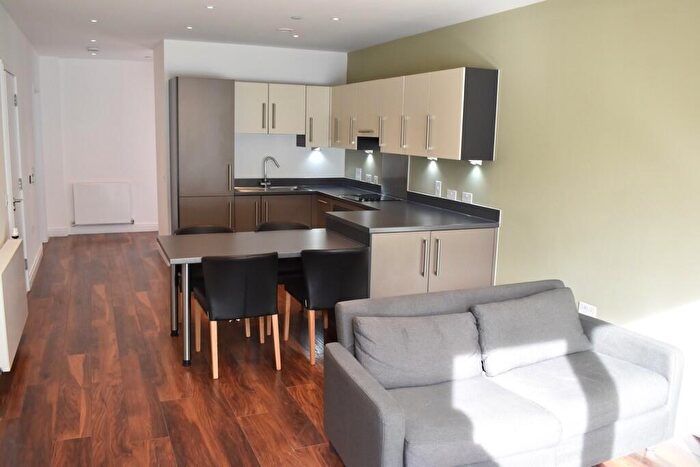 2 Bedroom Apartment To Rent In Artisans House, Abbott Road, E14