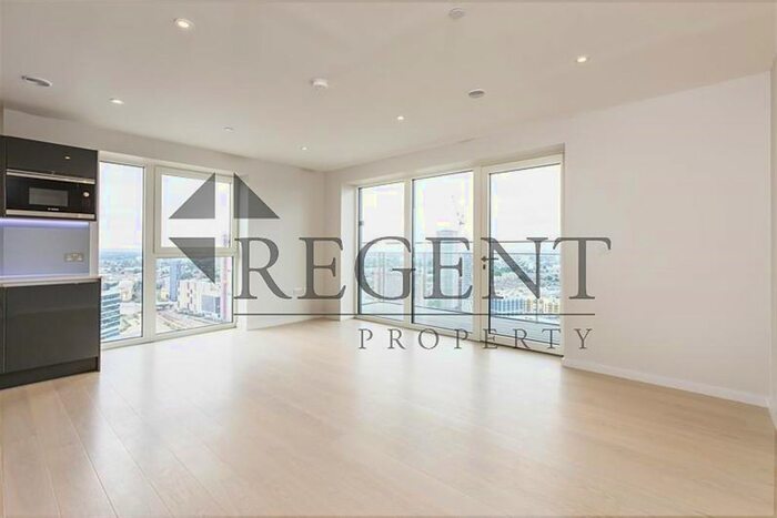 2 Bedroom Flat To Rent In Glasshouse Gardens, London, E20