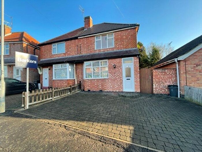 3 Bedroom Semi Detached House To Rent In Fairfield Road, Leicester, LE2
