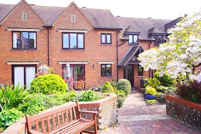 1 Bedroom Flat For Sale In Parsonage Court, Highworth, SN6