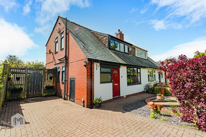 3 Bedroom Semi-Detached House For Sale In Hillside Close, Bradshaw, Bolton, Greater Manchester, BL2