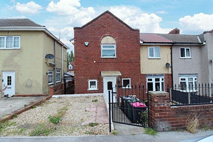 3 Bedroom Semi-Detached House For Sale In Dearne Road, Brampton, Barnsley, S73