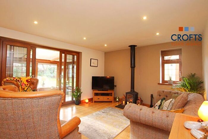 2 Bedroom Detached Bungalow For Sale In Hawthorn Close, Wootton, Ulceby, DN39