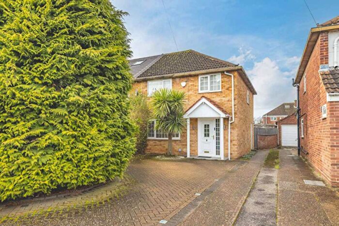 3 Bedroom Semi Detached House For Sale In Morley Close, Langley, SL3