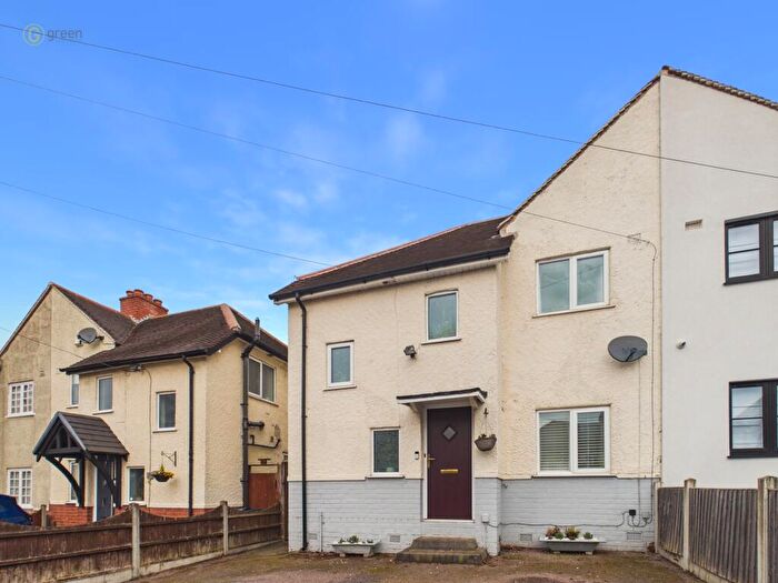 3 Bedroom Semi Detached House For Sale In St Michaels Road, Boldmere, Sutton Coldfield, B73