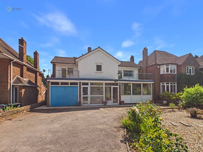 5 Bedroom Detached House For Sale In Monmouth Drive, Sutton Coldfield, B73