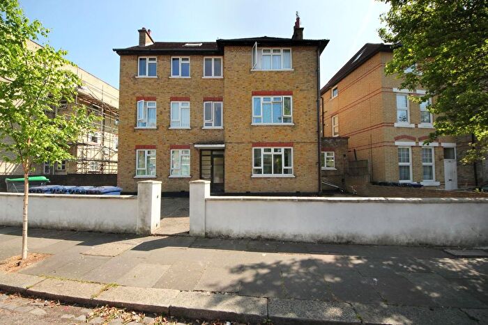 2 Bedroom Flat To Rent In Grange Park, W%, W5