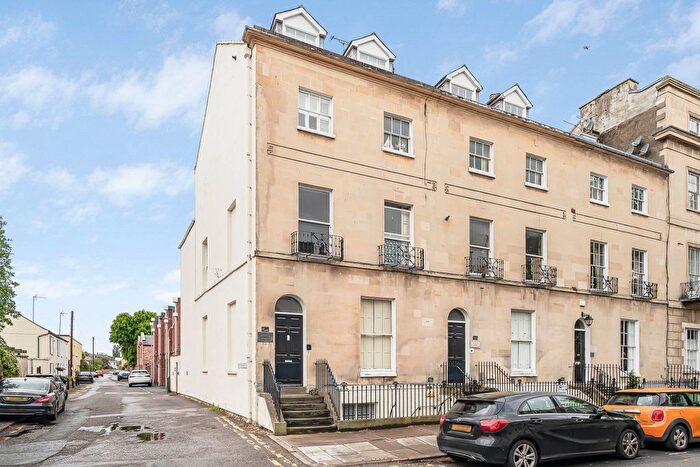 1 Bedroom Studio For Sale In Suffolk Court, Suffolk Place, Cheltenham, GL50