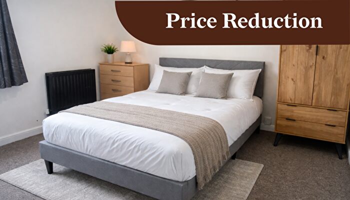 3 Bedroom Terraced House To Rent In Chelmsford St // Bed // Sept, LN5