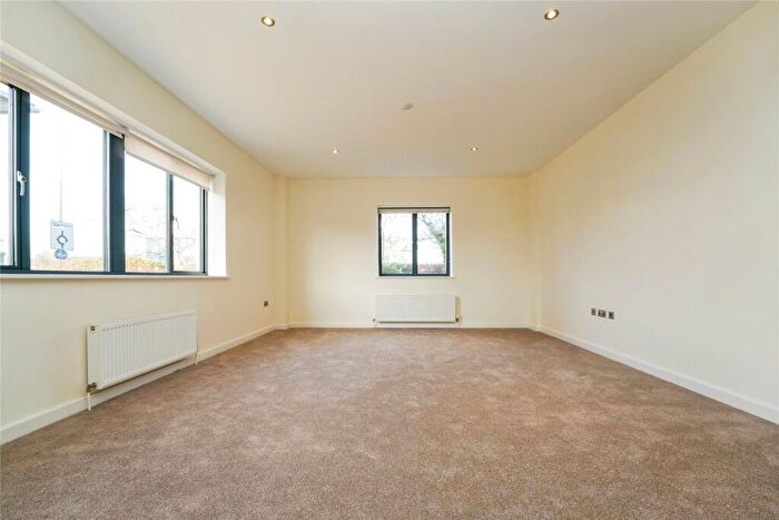 2 Bedroom Flat For Sale In Falcon Close, Quedgeley, Gloucester, Gloucestershire, GL2