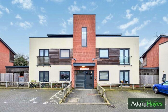 1 Bedroom Apartment To Rent In Amport Place, Mill Hill, NW7