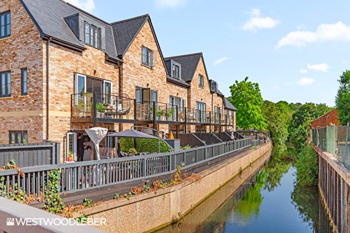 4 Bedroom Town House For Sale In Chambers Street, Hertford, SG14