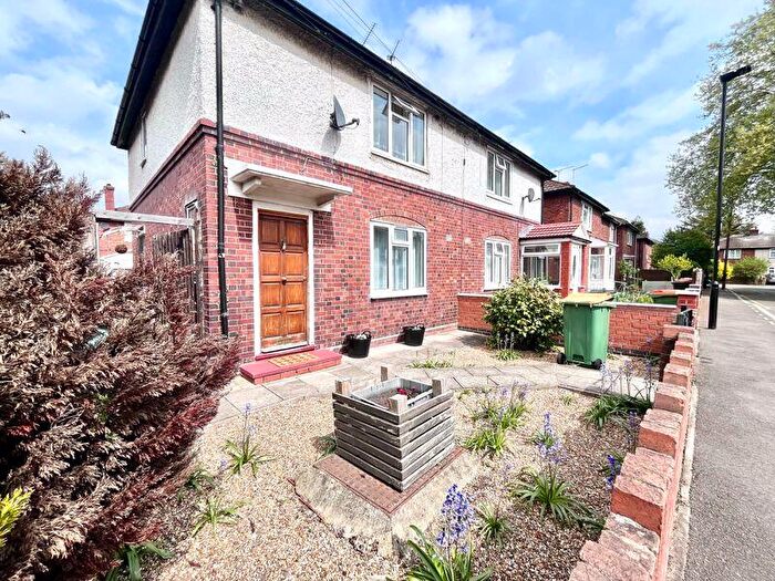 2 Bedroom Semi-Detached House To Rent In Lester Avenue, Stratford, E15