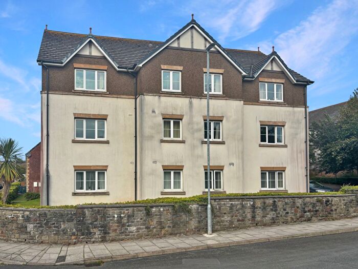 2 Bedroom Flat For Sale In Bryntirion, Llanelli, SA15