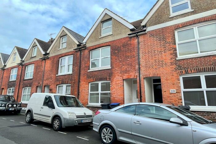 3 Bedroom Terraced House To Rent In Cobden Road, Worthing, BN11