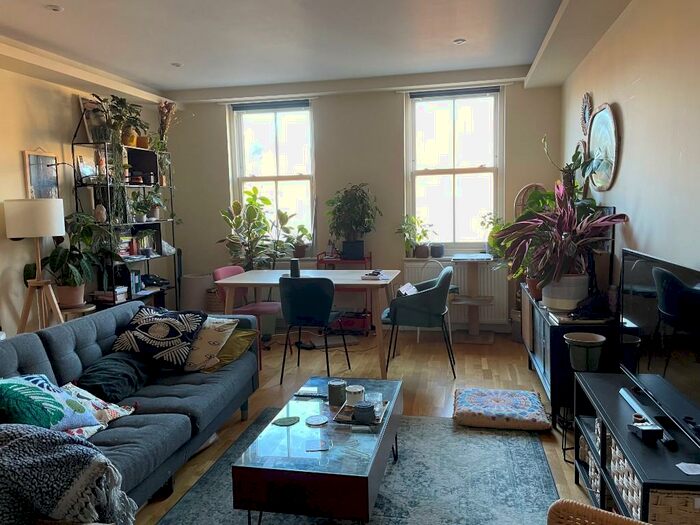 1 Bedroom Flat To Rent In Kingsland Road, London, E2