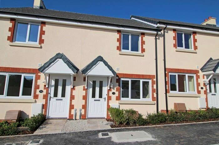 2 Bedroom Terraced House To Rent In Old Market Place, Holsworthy, EX22