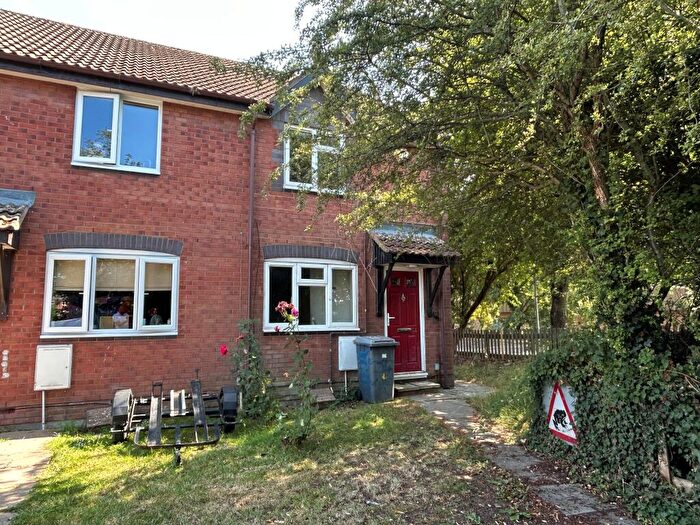 2 Bedroom Semi Detached House For Sale In Towpath Road, Hilperton, BA14