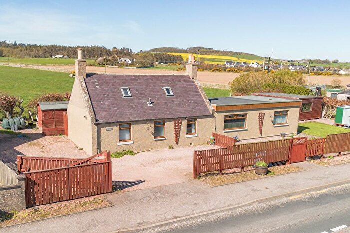 4 Bedroom Detached House For Sale In St Cyrus, Montrose, DD10