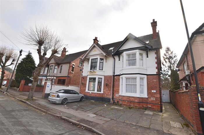 1 Bedroom Flat To Rent In Park Road, Cheylesmore, Coventry, CV1