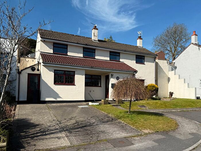 4 Bedroom Detached House For Sale In Market Place, Winford, BS40