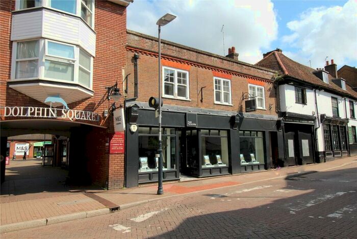 2 Bedroom Apartment To Rent In High Street, Tring, Hertfordshire, HP23
