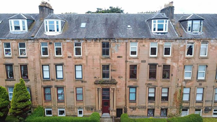 3 Bedroom Flat For Sale In Brisbane Street, Greenock, PA16