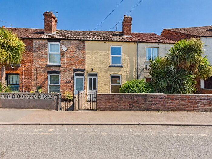 3 Bedroom Terraced House For Sale In Sudmeadow Road, Hempsted, Gloucester, GL2