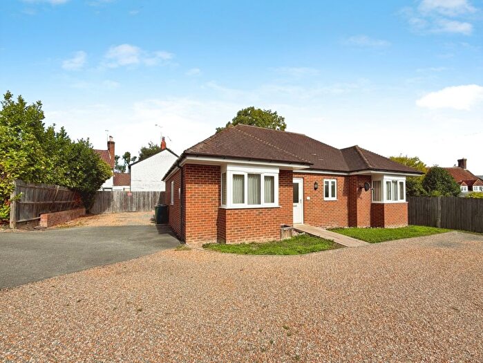2 Bedroom Detached Bungalow For Sale In The Pavement, St. Michaels, Tenterden, TN30